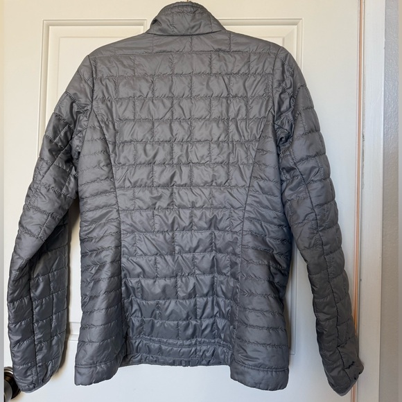 Patagonia Women’s Nano Puff Zip Jacket Size S Gray Lightweight - Picture 4 of 5